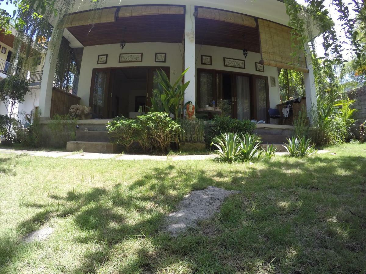 Rumah Made Amed Exterior foto